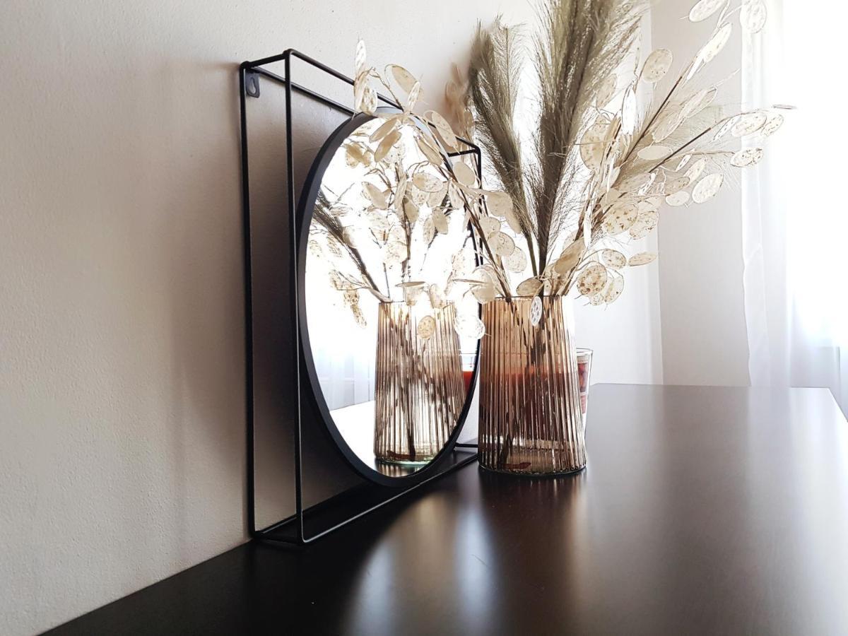 Apartament Elegant 1 Přemyšl Exteriér fotografie